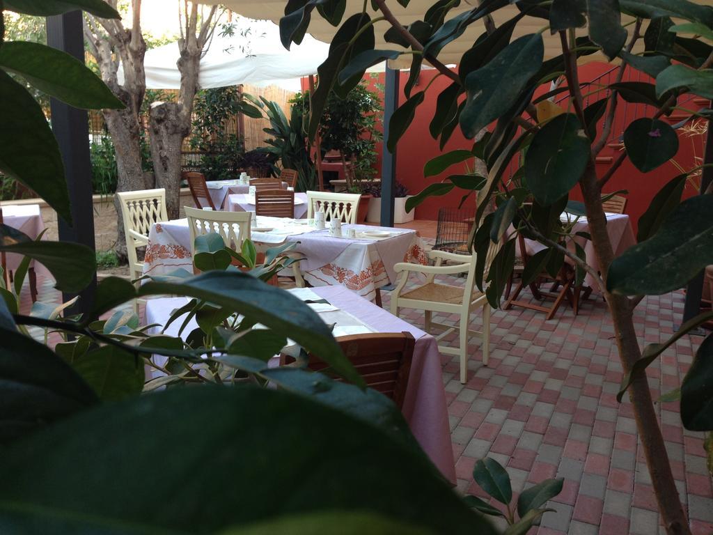 Locanda Degli Artisti 托尔托利 外观 照片